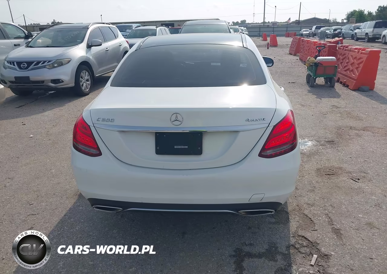 2015 Mercedes-Benz C 300 4Matic VIN:55SWF4KB5FU024348 - 15