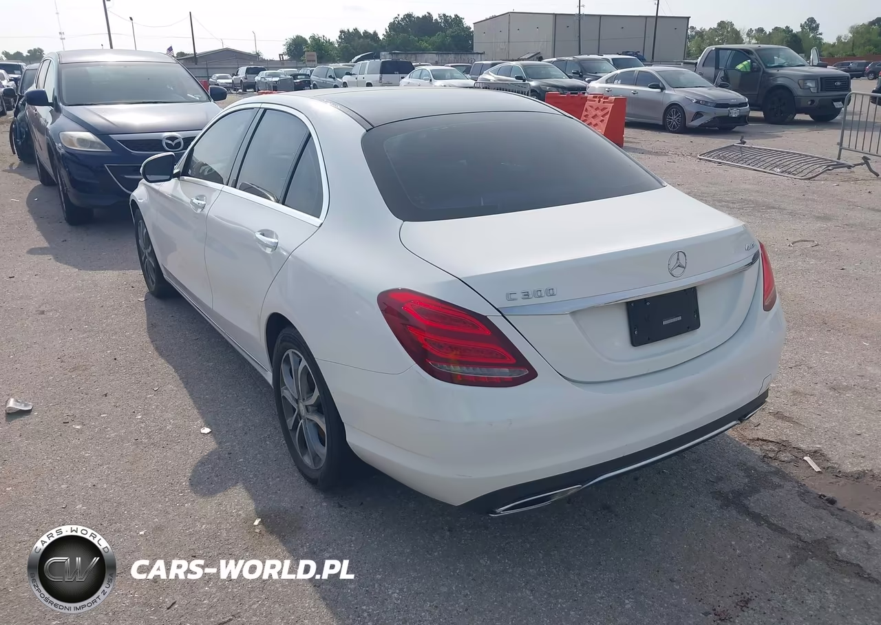 2015 Mercedes-Benz C 300 4Matic VIN:55SWF4KB5FU024348 - 3
