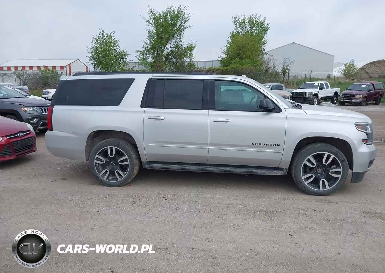2019 Chevrolet Suburban Premier VIN:1GNSKJKCXKR182053 - 13