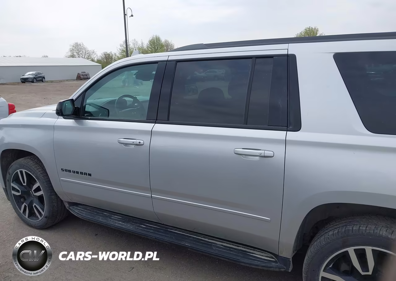 2019 Chevrolet Suburban Premier VIN:1GNSKJKCXKR182053 - 14