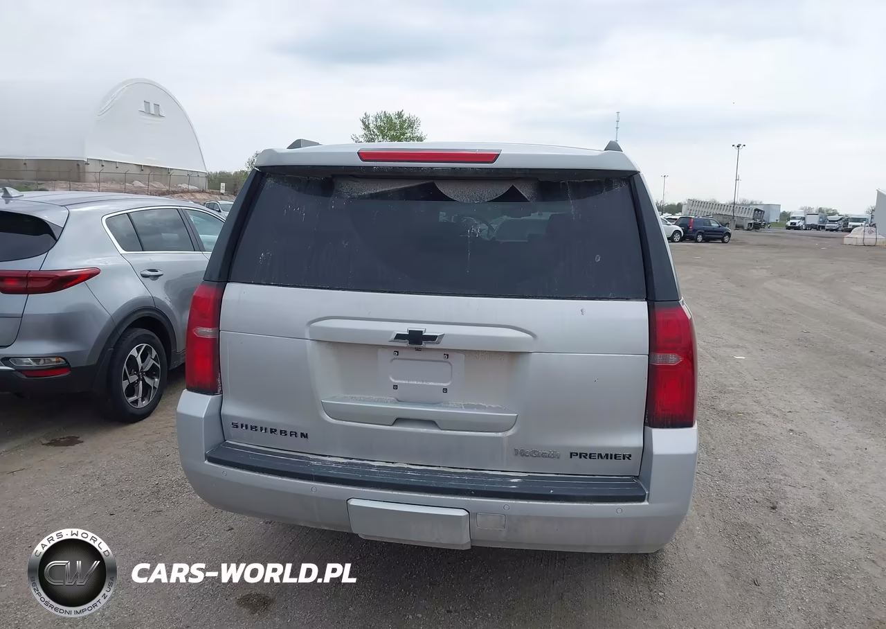 2019 Chevrolet Suburban Premier VIN:1GNSKJKCXKR182053 - 16