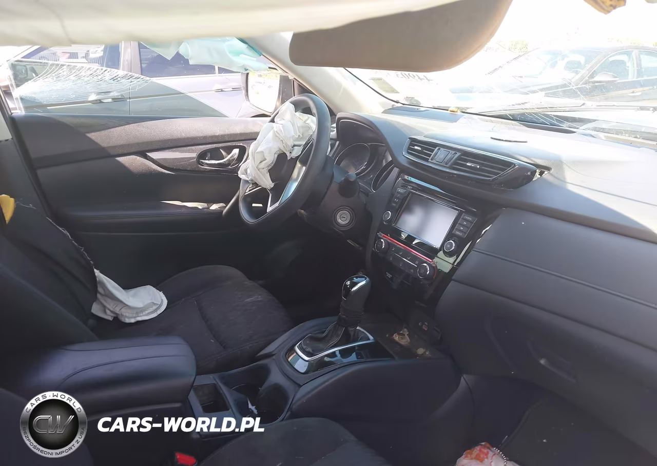 2018 Nissan Rogue S VIN:KNMAT2MT1JP616245 - 5