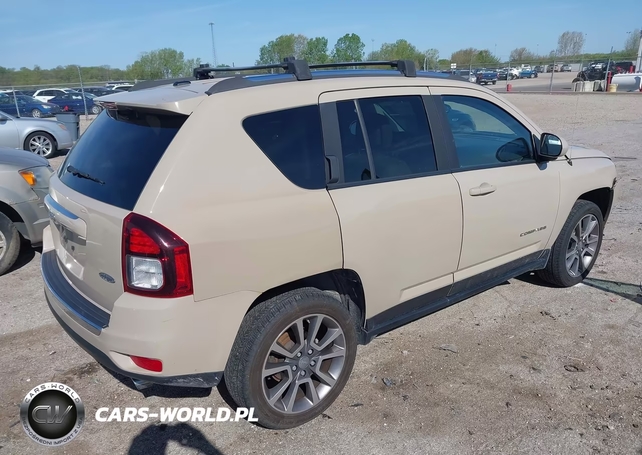 2016 Jeep Compass High Altitude Edition VIN:1C4NJDEB4GD802462 - 4
