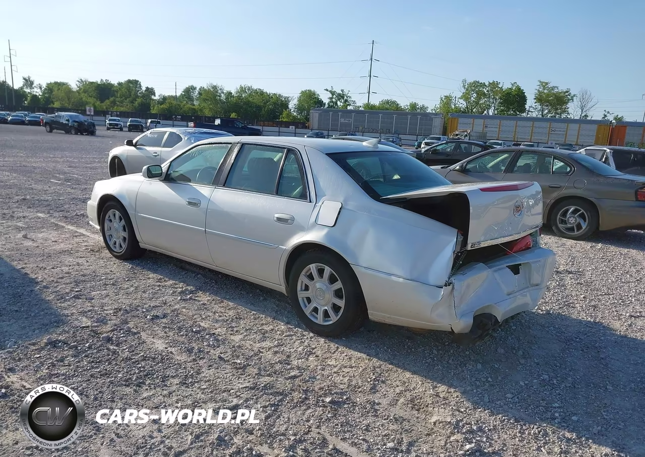 2010 Cadillac Dts Standard VIN:1G6KA5EY4AU123573 - 3
