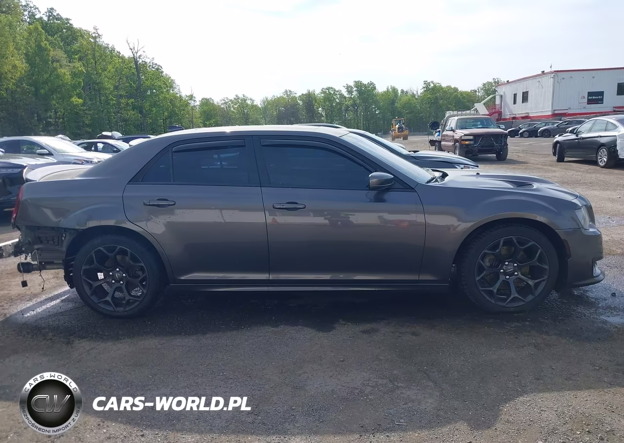 2020 Chrysler 300 300S VIN:2C3CCABT8LH187283 - 13
