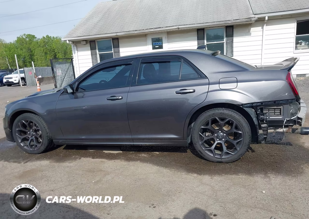 2020 Chrysler 300 300S VIN:2C3CCABT8LH187283 - 14