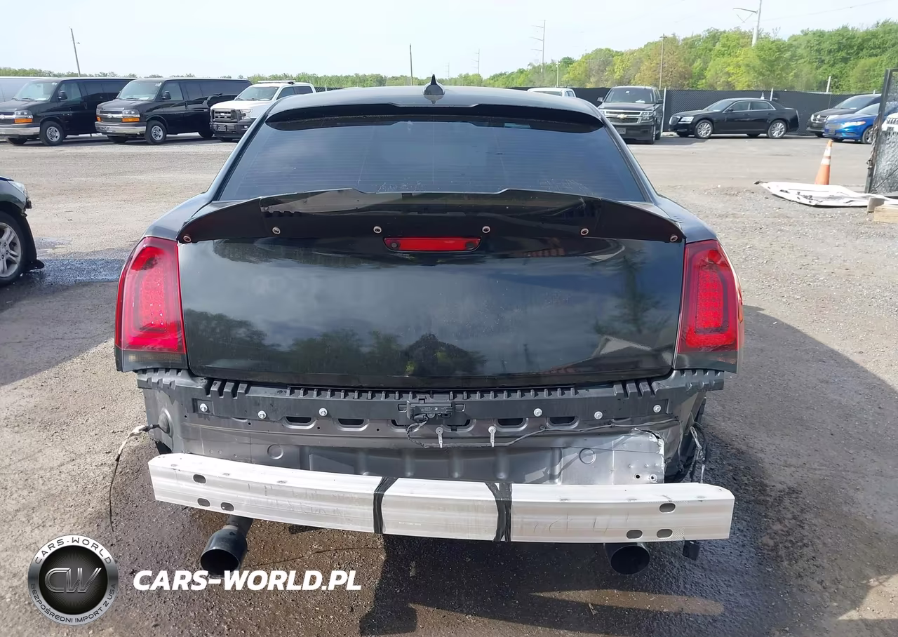 2020 Chrysler 300 300S VIN:2C3CCABT8LH187283 - 16