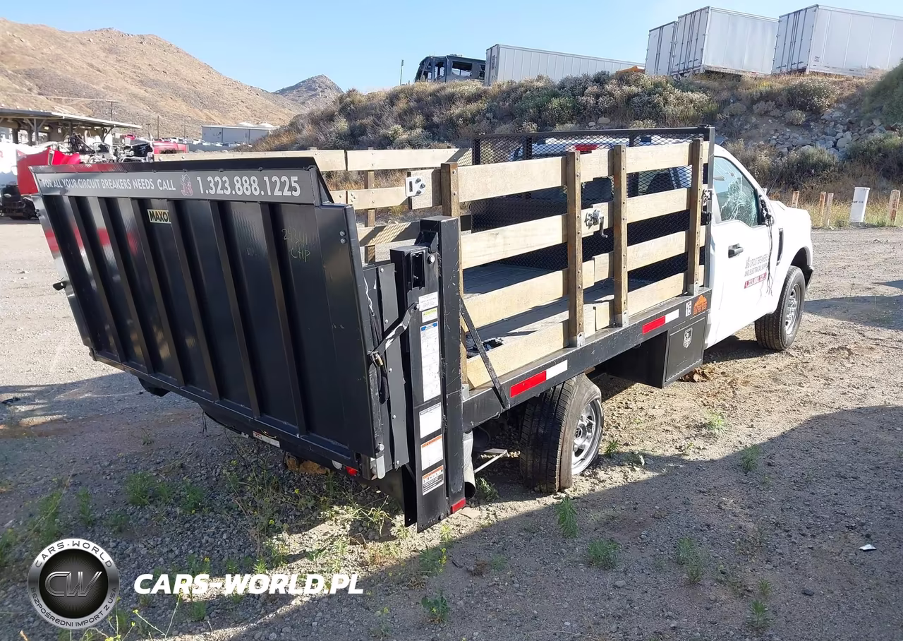 2022 Ford F-350 Xl VIN:1FTRF3A65NEG46199 - 4