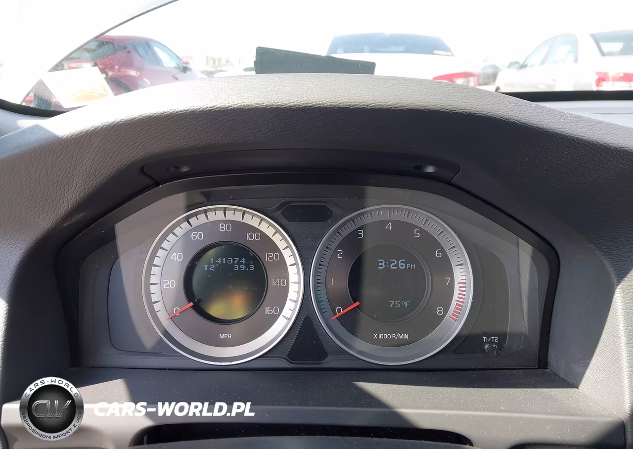 2013 Volvo S60 T5 Platinum VIN:YV1612FS8D2183809 - 7