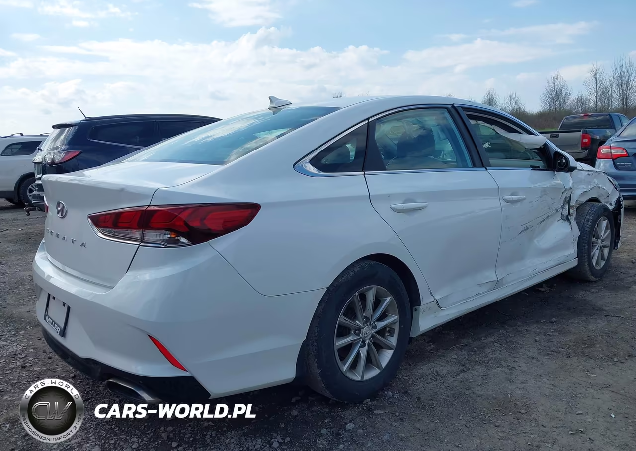 2018 Hyundai Sonata Se VIN:5NPE24AF7JH674015 - 4