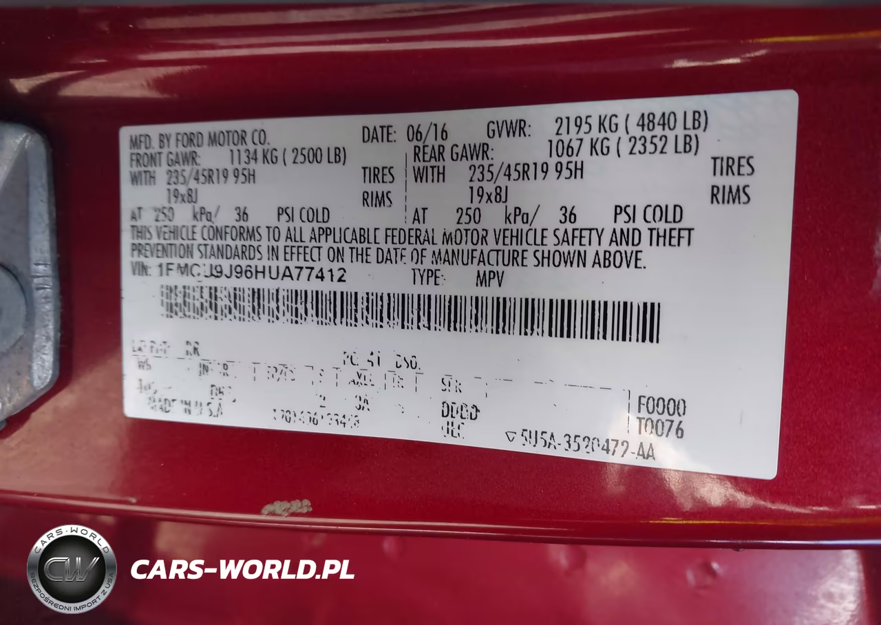 2017 Ford Escape Titanium VIN:1FMCU9J96HUA77412 - 9