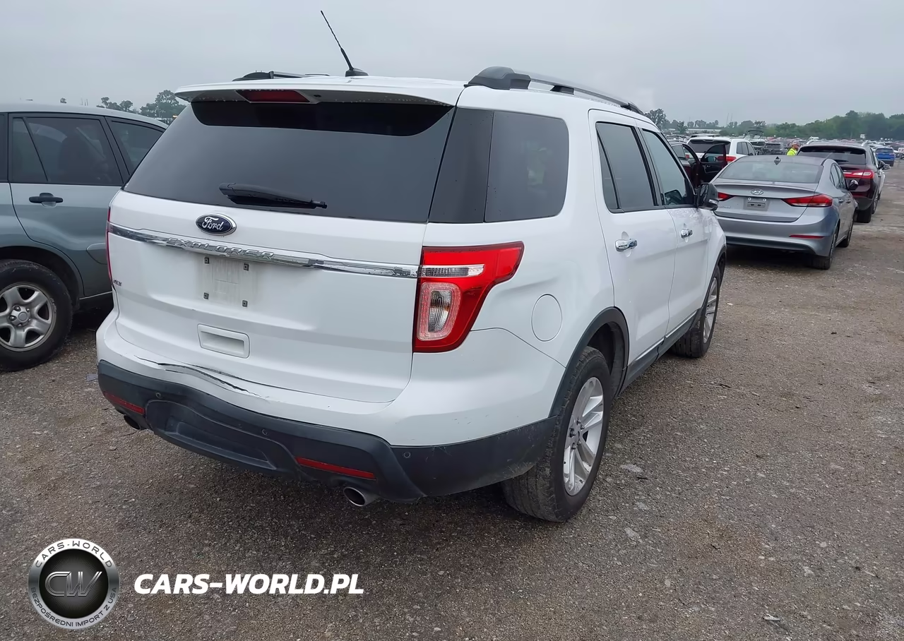 2014 Ford Explorer Xlt VIN:1FM5K7D81EGB24782 - 4
