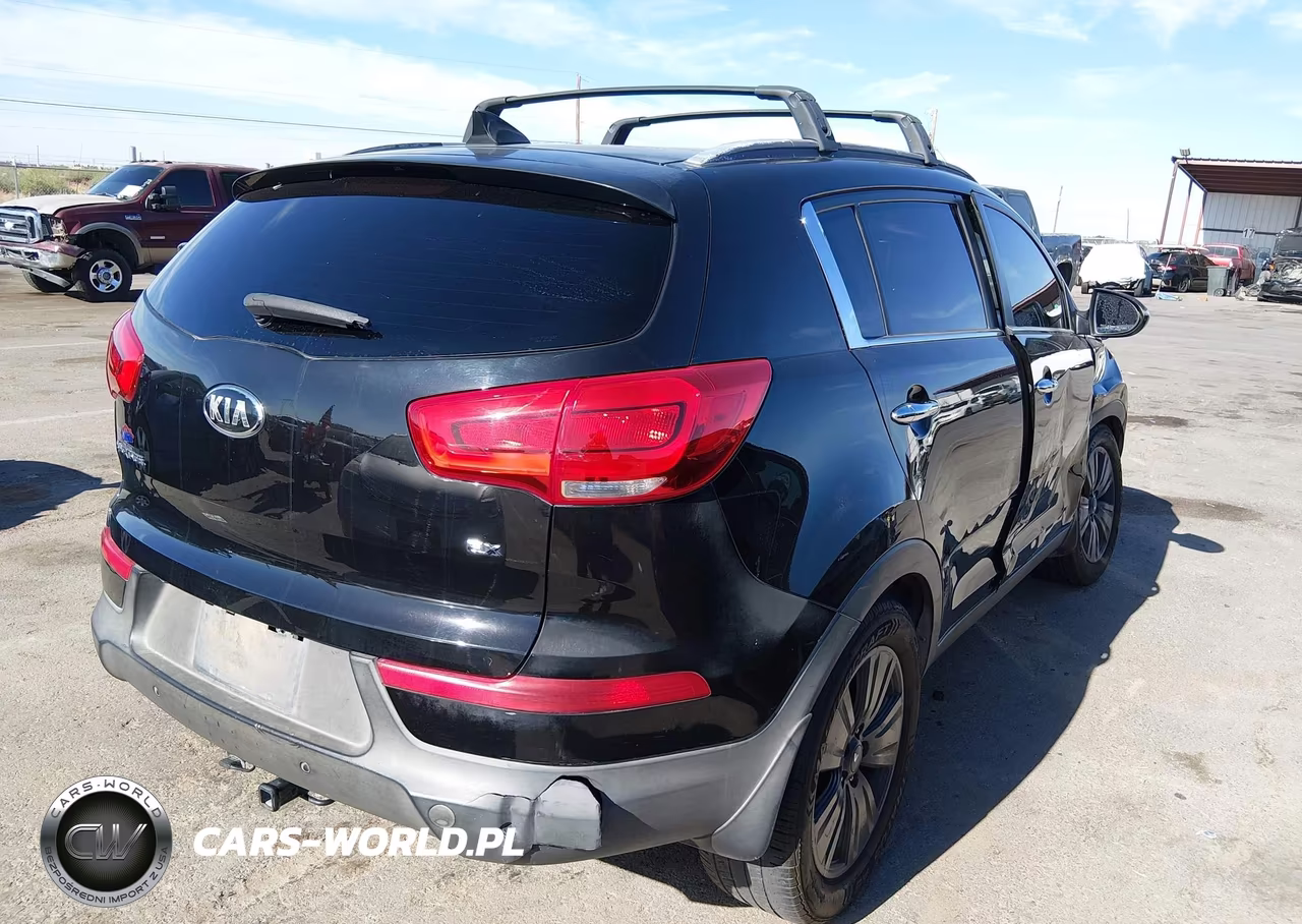 2015 Kia Sportage Ex VIN:KNDPC3AC8F7712191 - 4