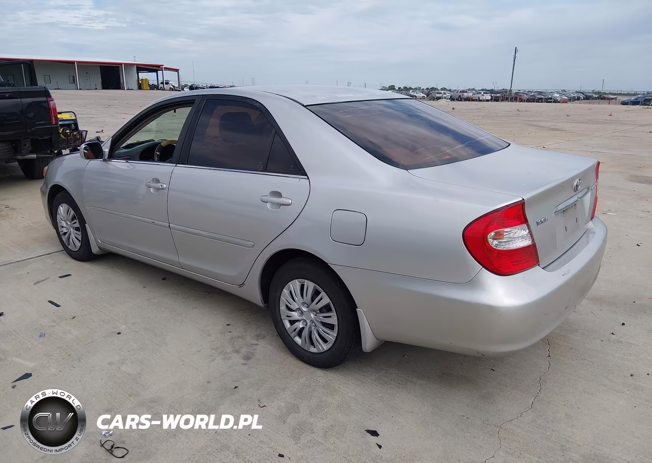 2003 Toyota Camry Le VIN:4T1BE30K73U649865 - 3