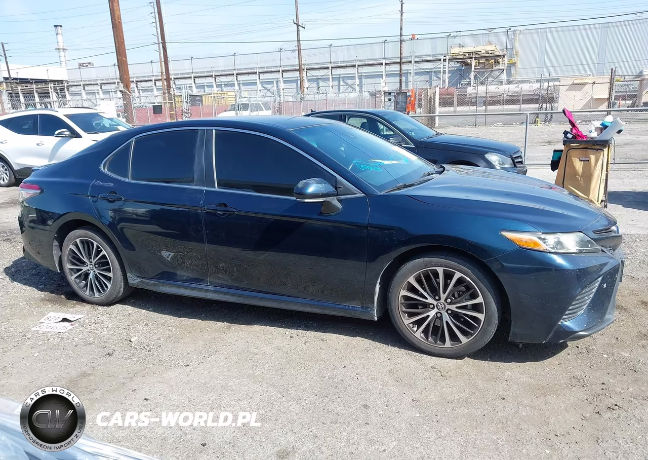 2018 Toyota Camry Se VIN:4T1B11HK3JU554625 - 13