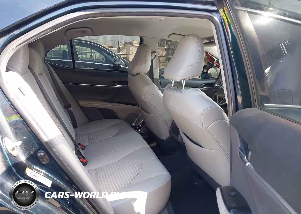 2018 Toyota Camry Se VIN:4T1B11HK3JU554625 - 8