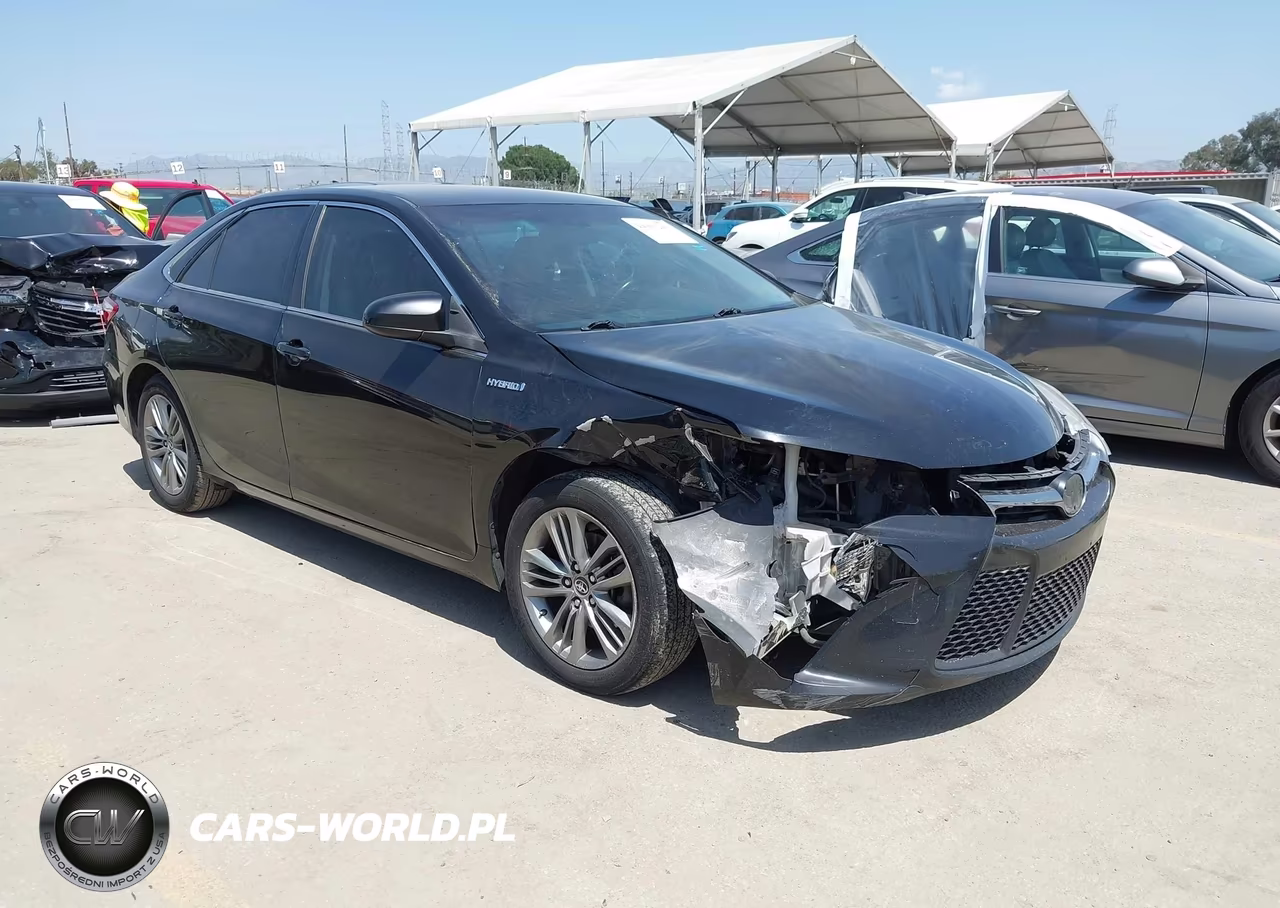 2015 Toyota Camry Hybrid Se