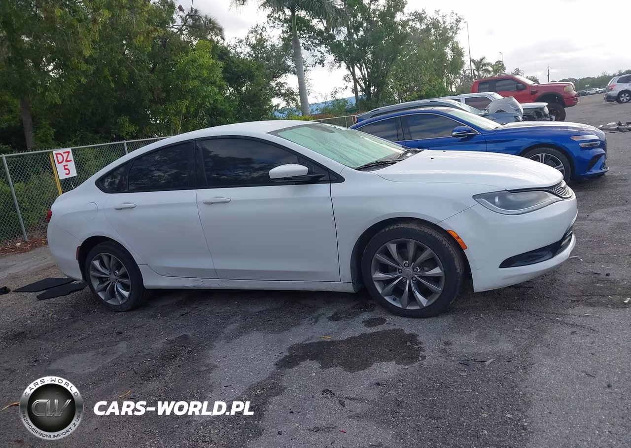 2016 Chrysler 200 S VIN:1C3CCCBB7GN111599 - 13