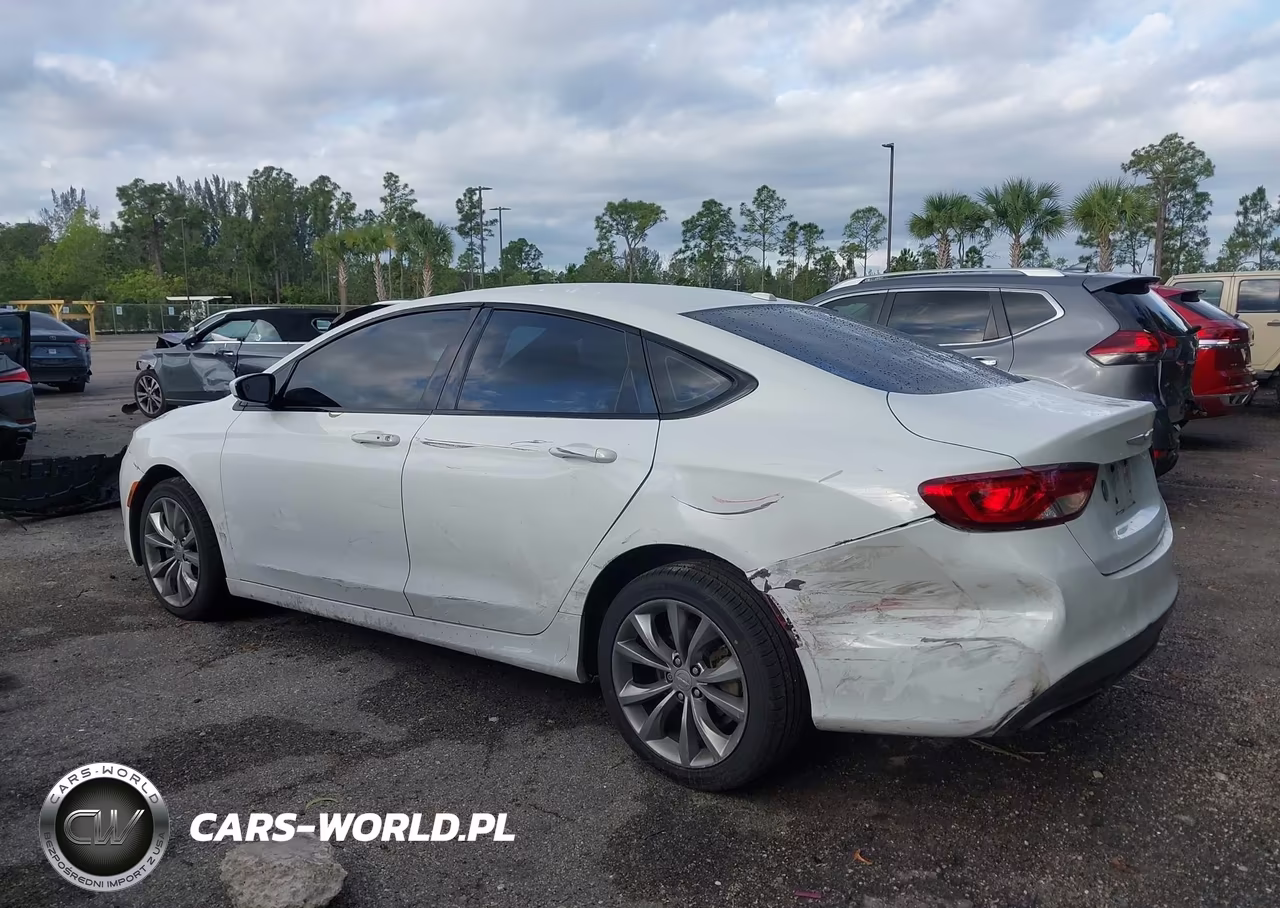 2016 Chrysler 200 S VIN:1C3CCCBB7GN111599 - 6