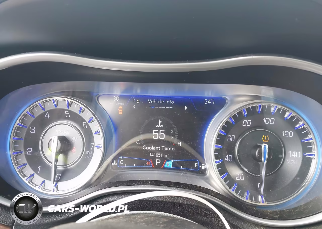 2017 Chrysler 300C Platinum VIN:2C3CCAPG3HH661367 - 15