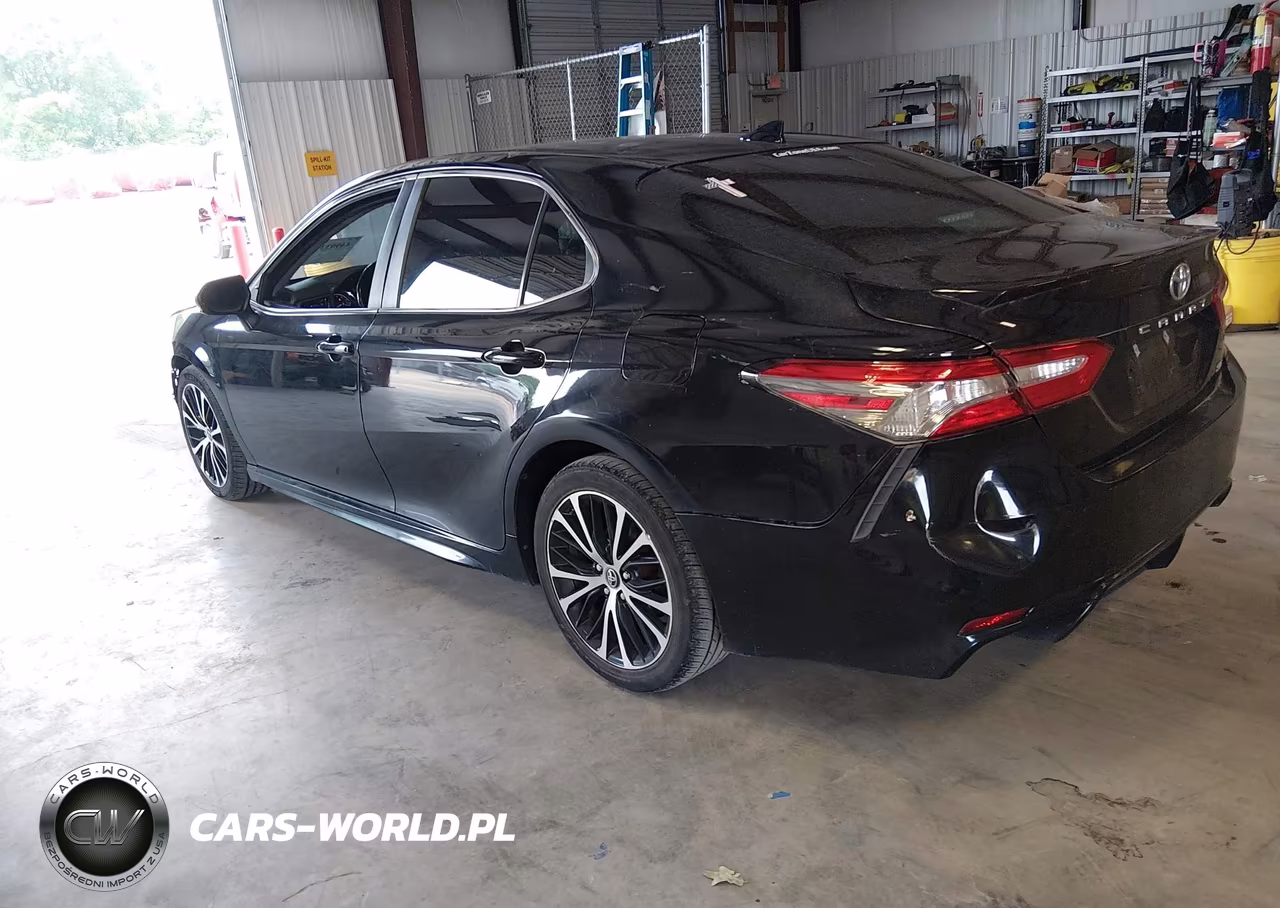 2019 Toyota Camry Se VIN:4T1B11HKXKU241086 - 3