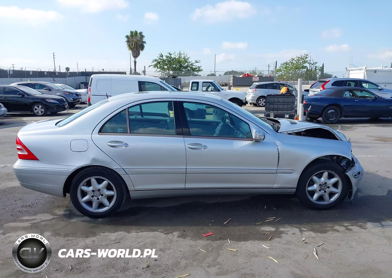2003 Mercedes-Benz C 240 VIN:WDBRF61J93F314827 - 13