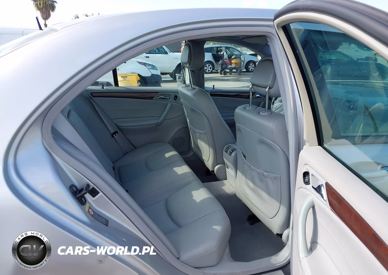 2003 Mercedes-Benz C 240 VIN:WDBRF61J93F314827 - 8