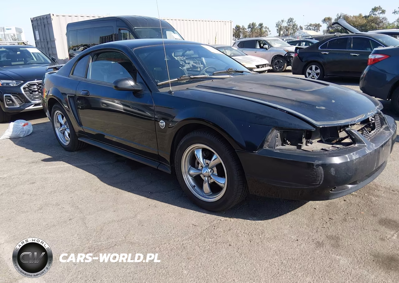 2004 Ford Mustang