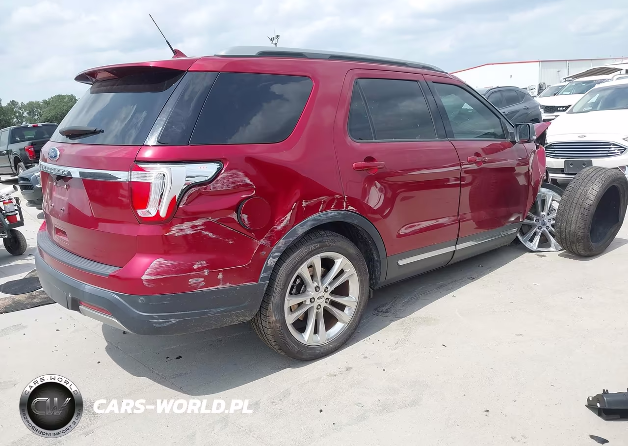 2019 Ford Explorer Xlt VIN:1FM5K7D87KGA73154 - 4