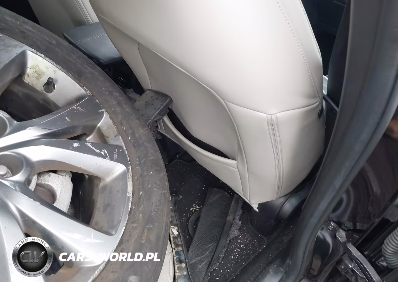 2024 Mazda Cx-30 2.5 S Preferred Package VIN:3MVDMBCM2RM607185 - 8