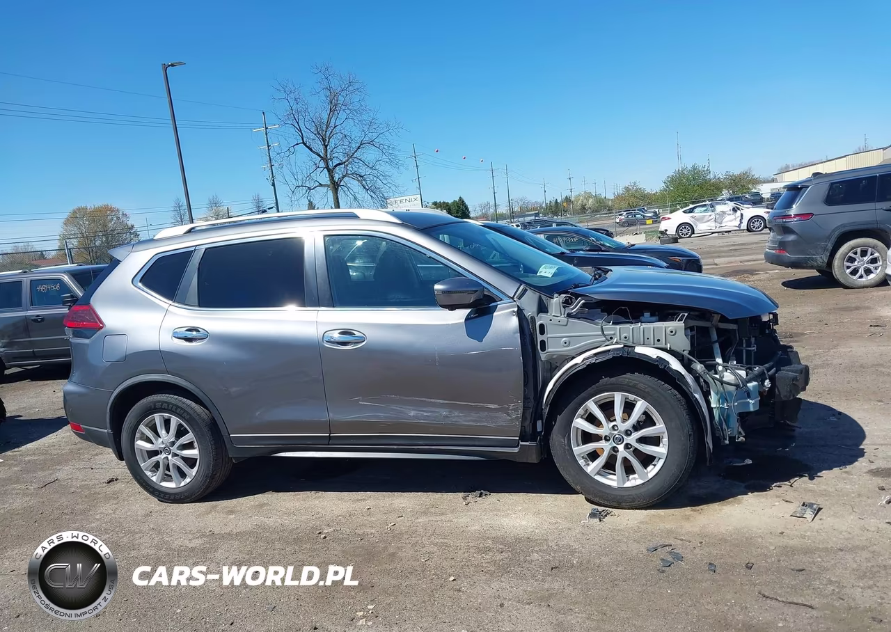 2018 Nissan Rogue Sv VIN:KNMAT2MT3JP601911 - 13
