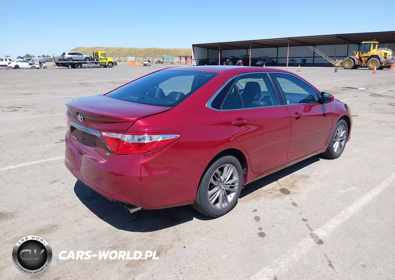 2016 Toyota Camry Se VIN:4T1BF1FK9GU574925 - 4
