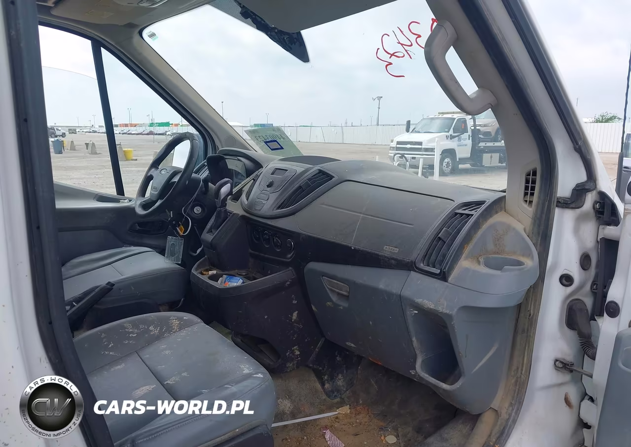 2015 Ford Transit-250 VIN:1FTNR2CM3FKA90327 - 5