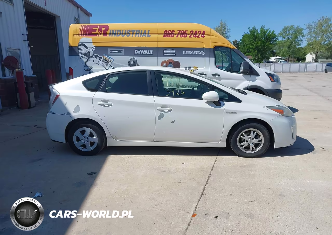 2011 Toyota Prius Two VIN:JTDKN3DU3B5344856 - 13