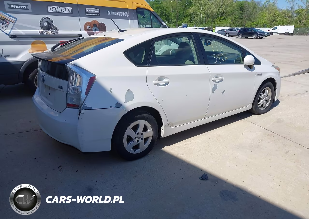 2011 Toyota Prius Two VIN:JTDKN3DU3B5344856 - 4