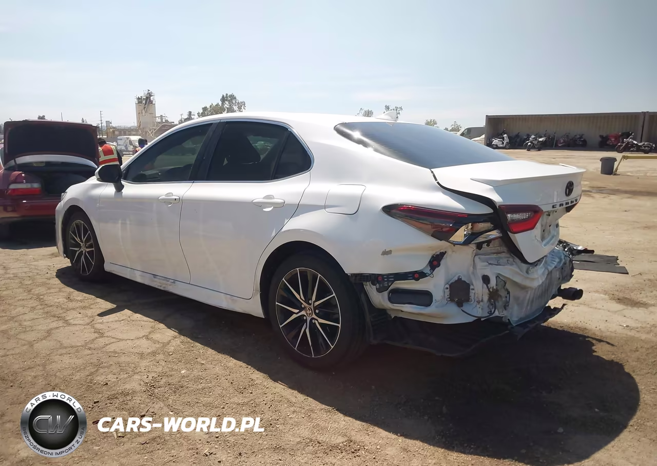 2024 Toyota Camry Se VIN:4T1G11AK9RU871661 - 3