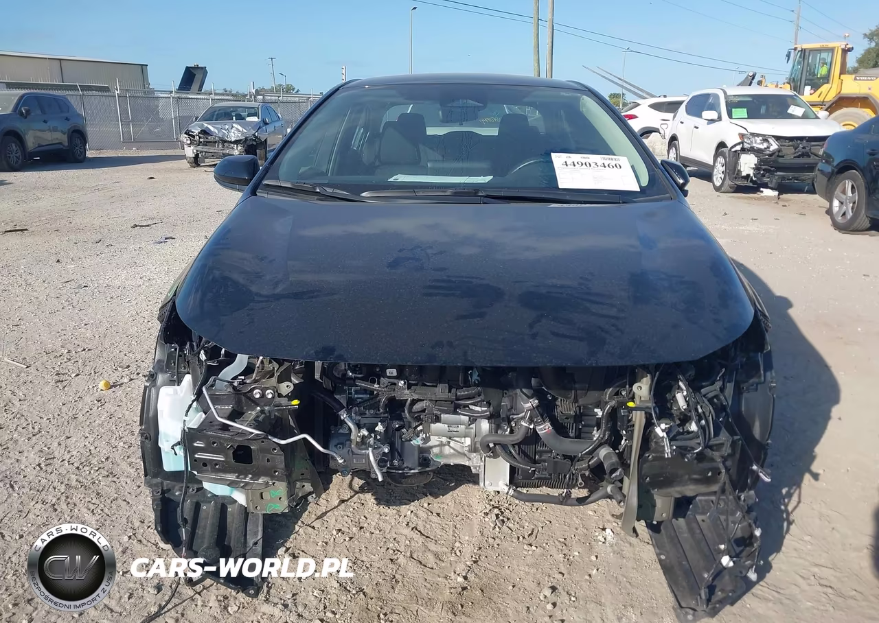 2026 Toyota Corolla Le VIN:5YFB4MDE6TP393197 - 13