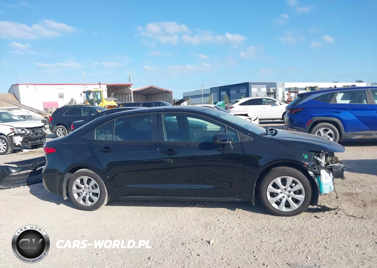 2026 Toyota Corolla Le VIN:5YFB4MDE6TP393197 - 14
