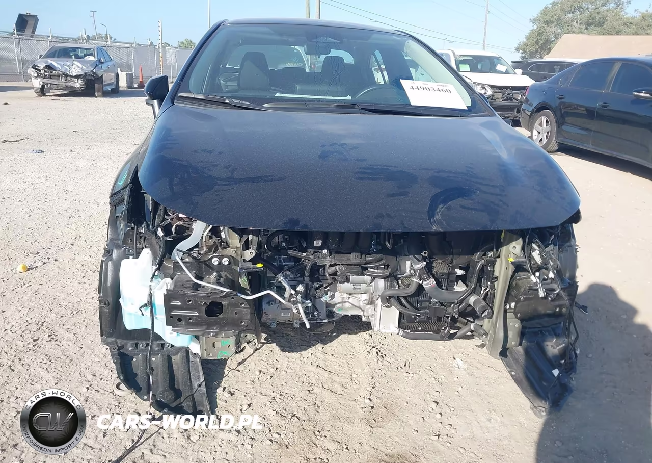 2026 Toyota Corolla Le VIN:5YFB4MDE6TP393197 - 6