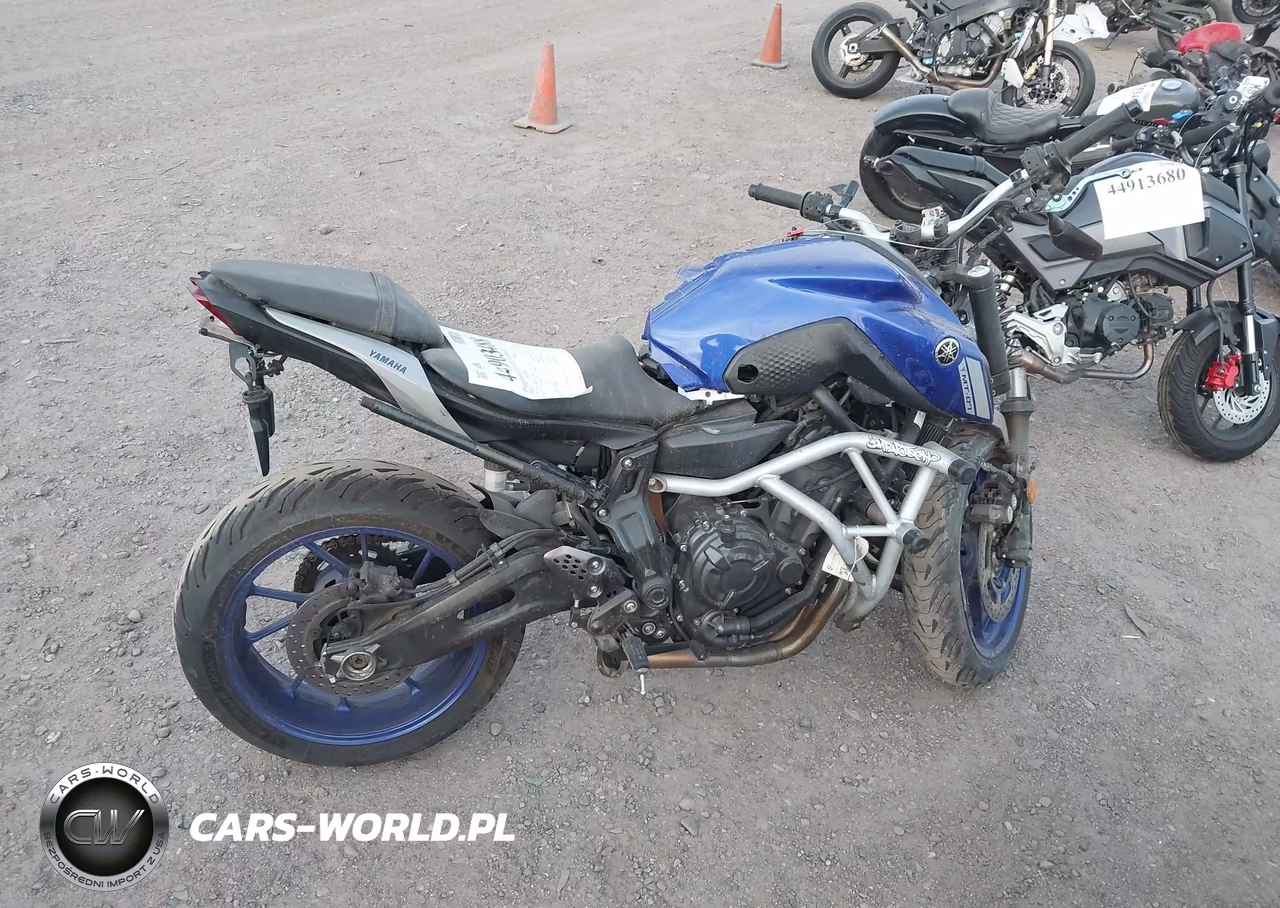 2021 Yamaha Mt07 VIN:JYARM32E3MA001371 - 12