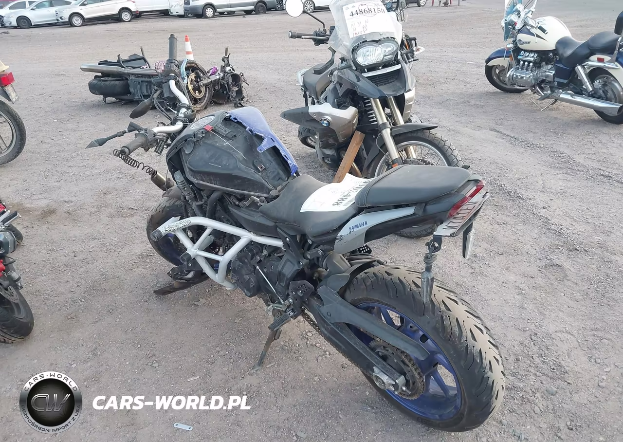 2021 Yamaha Mt07 VIN:JYARM32E3MA001371 - 3