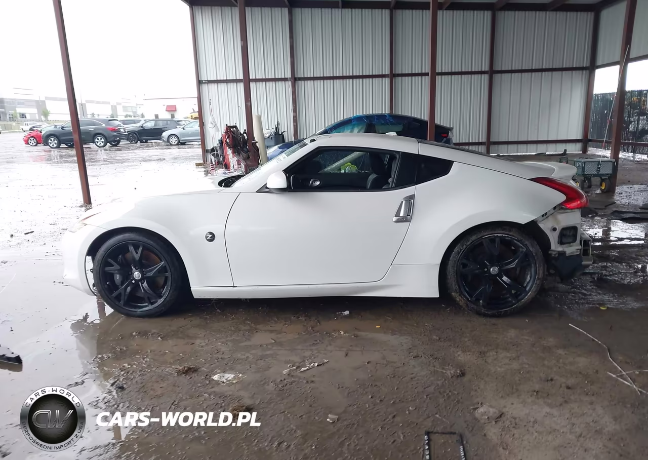2010 Nissan 370Z Touring VIN:JN1AZ4EH0AM506845 - 9