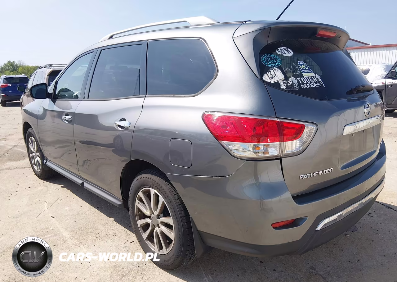 2015 Nissan Pathfinder S VIN:5N1AR2MM2FC710698 - 3