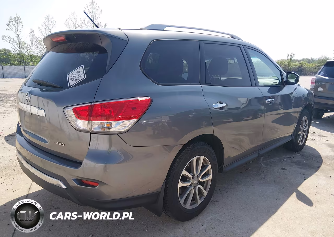 2015 Nissan Pathfinder S VIN:5N1AR2MM2FC710698 - 4