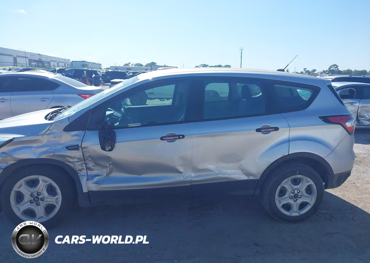 2017 Ford Escape S VIN:1FMCU0F73HUD28177 - 14