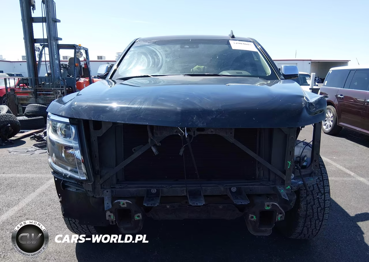 2019 Chevrolet Suburban Lt VIN:1GNSCHKC3KR347267 - 13