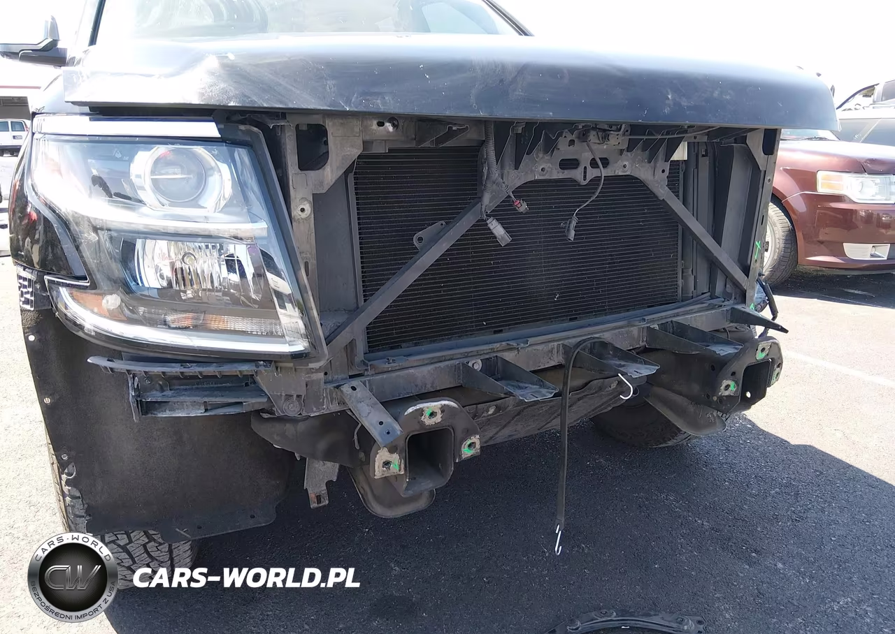 2019 Chevrolet Suburban Lt VIN:1GNSCHKC3KR347267 - 18