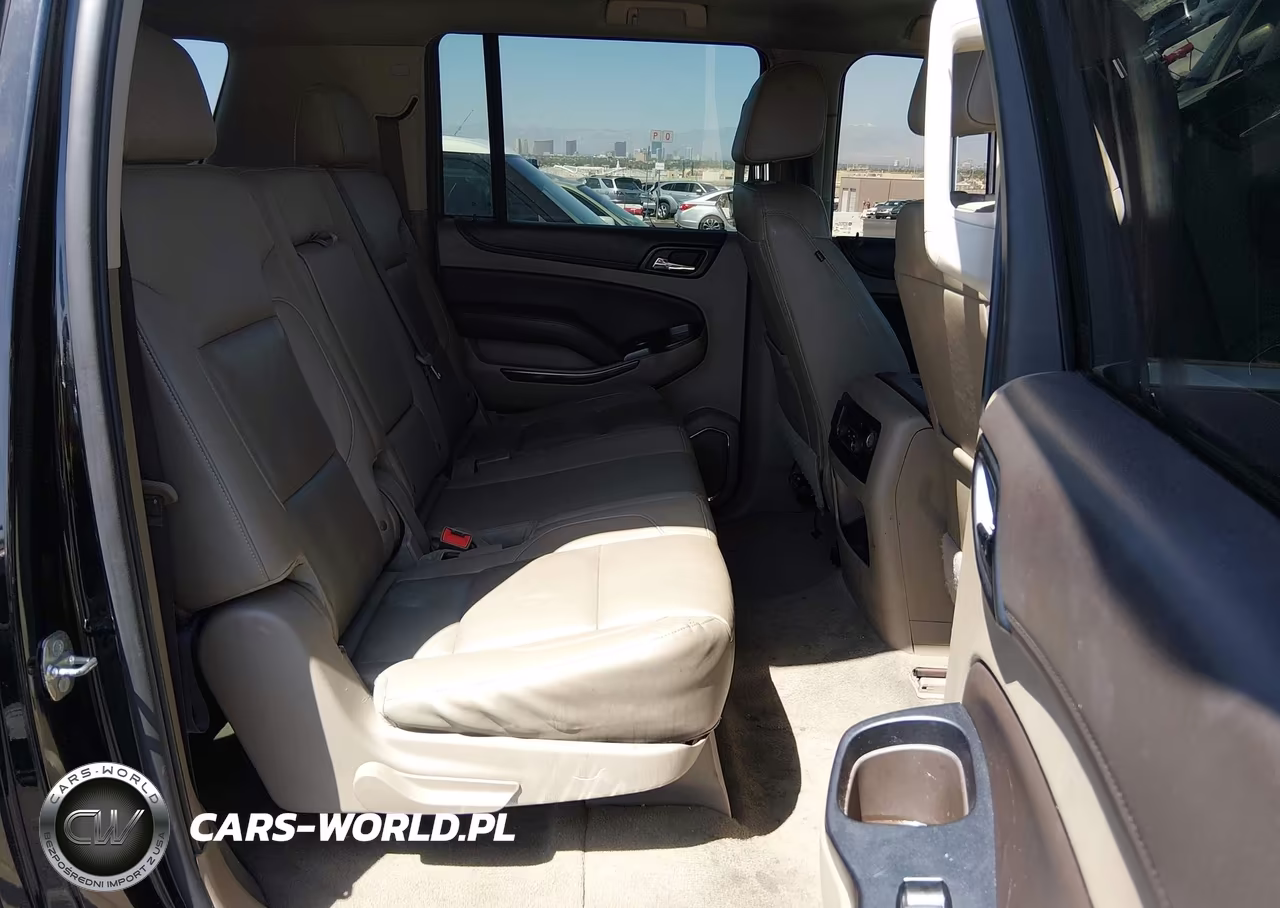 2019 Chevrolet Suburban Lt VIN:1GNSCHKC3KR347267 - 8