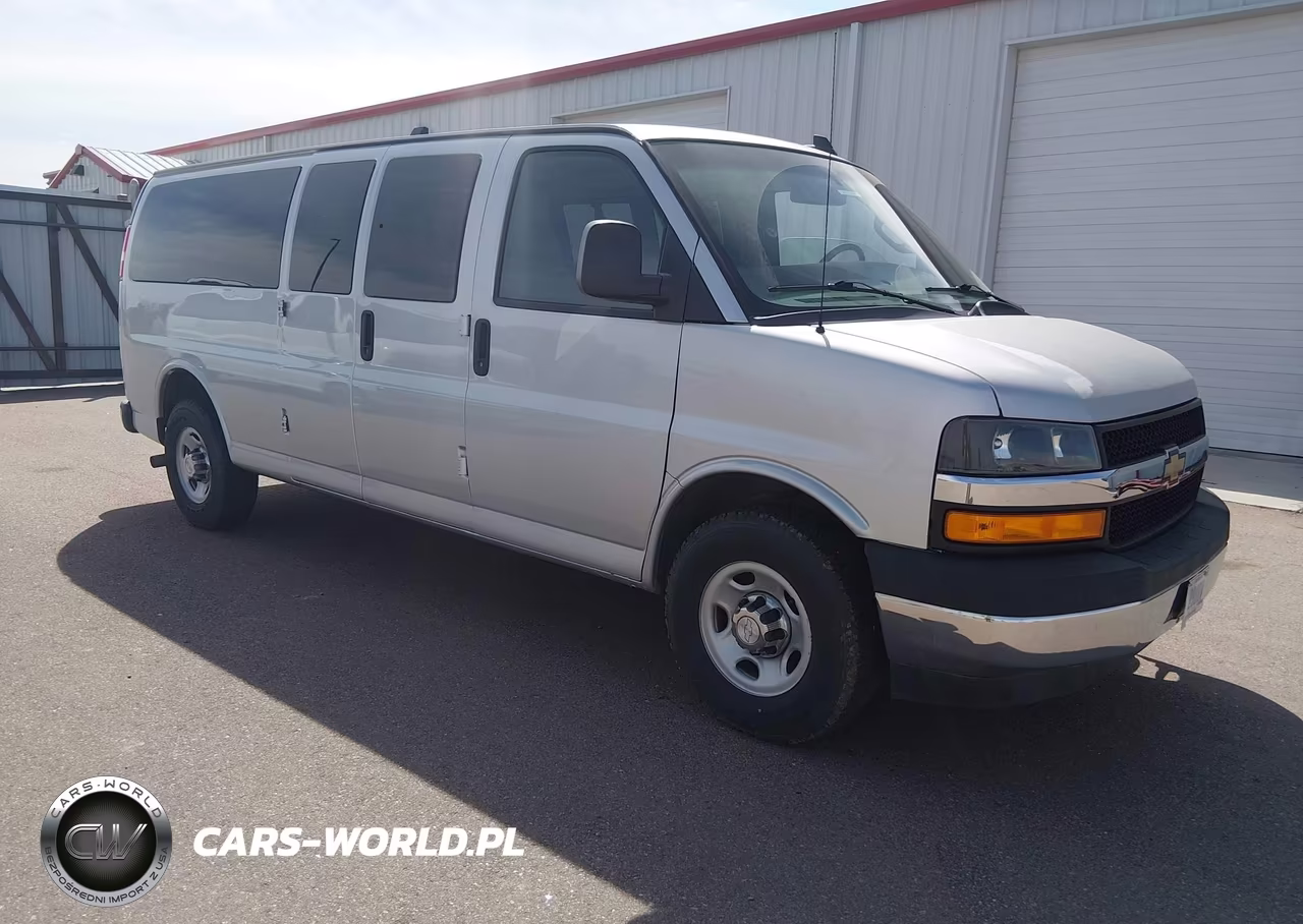 2018 Chevrolet Express 3500 Lt
