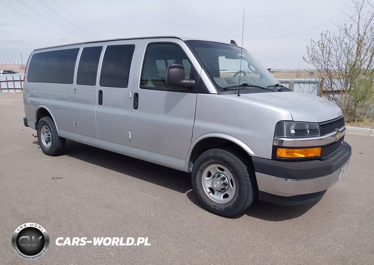 2018 Chevrolet Express 3500 Lt